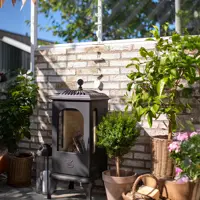 Anpassung der Mauer für den Kamin